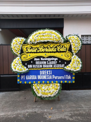 Papan Bunga Duka di Susukan Lebak