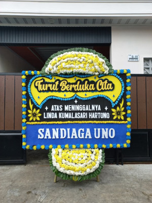 Papan Bunga Duka di Susukan Lebak